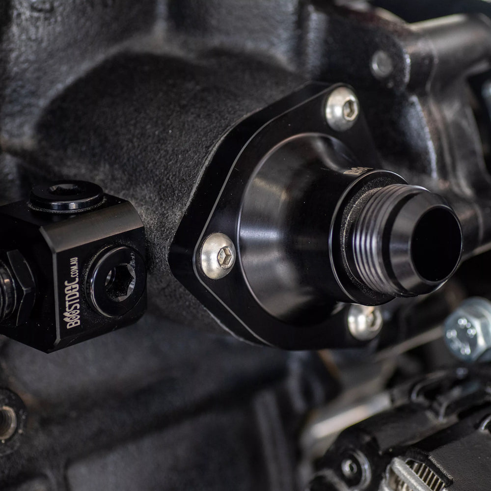 
                  
                    Load image into Gallery viewer, RB THERMOSTAT/LOWER RADIATOR AN16 HOSE OUTLET Engine Boost Doc   
                  
                